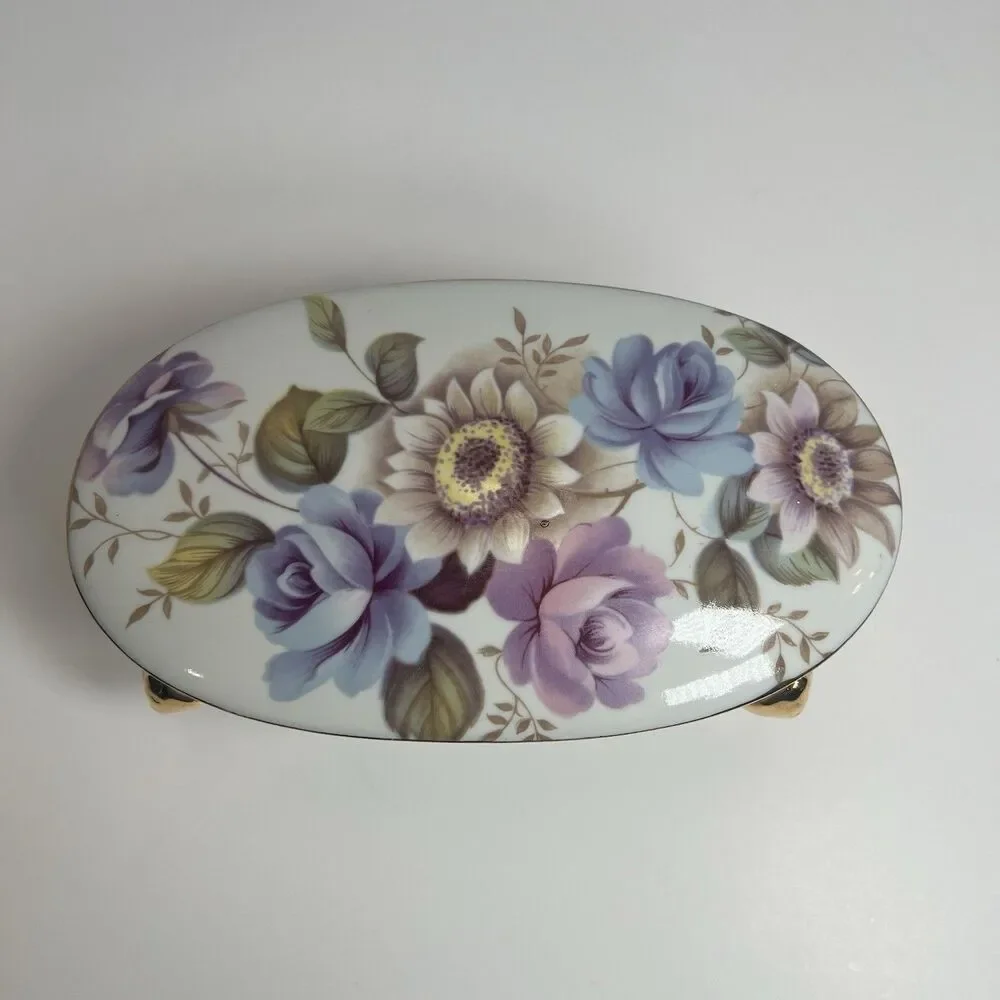 Porcelain Trinket Box With Gold Gilded Feet Oval Shaped With‎ Hand Painted Roses
